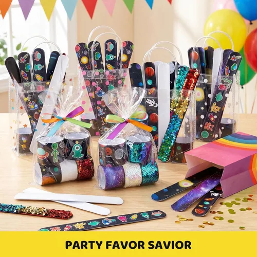 Vista 2 de MCPINKY Pulseras Slap, 48 pulseras para niños con ovni astronauta espacial patrón de estrellas a presión para recuerdos de fiesta, regalos de Año