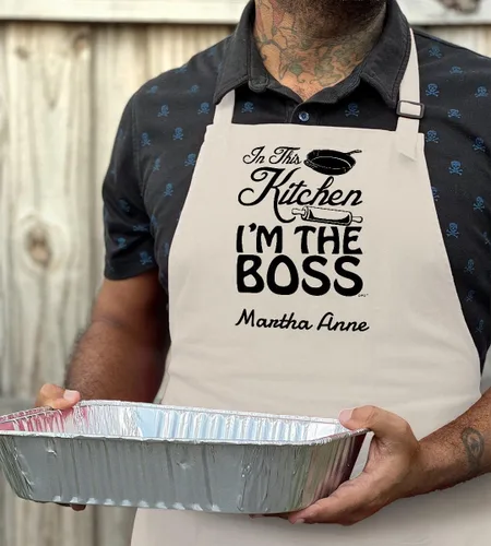 Vista 5 de In This Kitchen I'm The Boss - Delantal ajustable con dos bolsillos