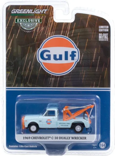 Vista 2 de Greenlight 30275 1969 Chevy C-30 Dually Wrecker - Golfo Oil 'soldadura neumático colisión ' (exclusivo de Hobby) 1/64 escala fundido a presión