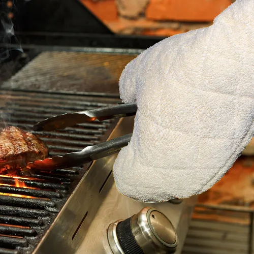Vista 2 de Nouvelle Legende® Guantes de horno acolchados de algodón de larga duración, protección contra el calor, 17 pulgadas, juego de 2
