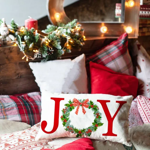 Vista 3 de Ogiselestyle Funda de almohada navideña con corona, 12 x 20 pulgadas, decoración de invierno para sofá