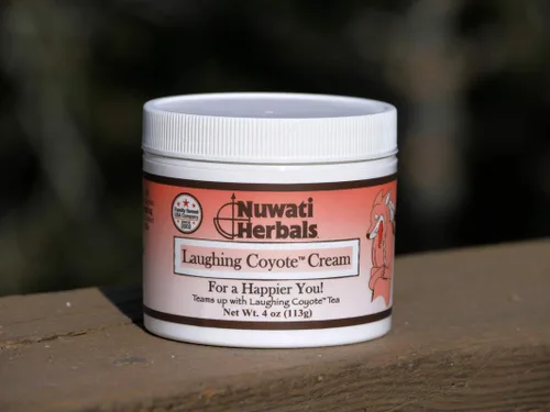Vista 2 de Nuwati Herbals Laughing Coyote - Una crema corporal más feliz, 4 onzas Botanical Extracts, Nourishing Oils, Shea Butter; Support Soft, Hydrated