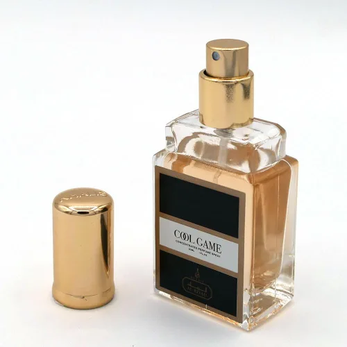 Vista 14 de Maison d'Orient 222 SEXY Inspired by Carolina's 212 (Mujeres), 1.1 oz (1.0 fl oz) Eau De Parfum Spray. Una fragancia que dejará una impresión