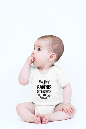 Vista 2 de CBTwear The Best Parents Get Promoted to Grandparents Baby Bodysuit - Divertido traje infantil - Humor infantil