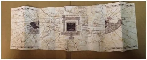 Vista 3 de Mapa del Merodeador de Hogwarts, mundo de Harry Potter de Warner Bros, edición limitada