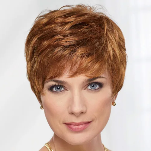 Vista 7 de Paula Young Casey WhisperLite Peluca Corta, Peluca Pixie Ultra Elegante con Capas Ordenadas y Rectas/Tonos Multitonales de Rubio, Plateado, Marrón