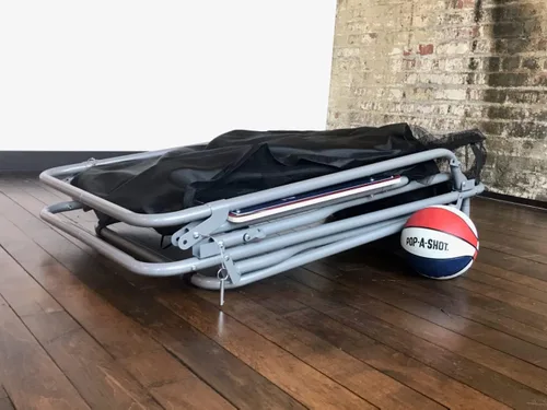 Vista 7 de Pop-A-Shot - Tailgate Game with NCAA Graphics l Arcade Basketball Inside, Out, and On The Go Infrared Sensor Scoring 3 Balls Foldable