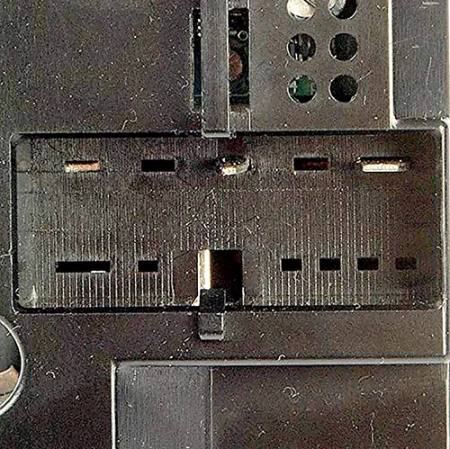 Vista 2 de APDTY 012137 Interruptor principal del elevalunas eléctrico delantero izquierdo