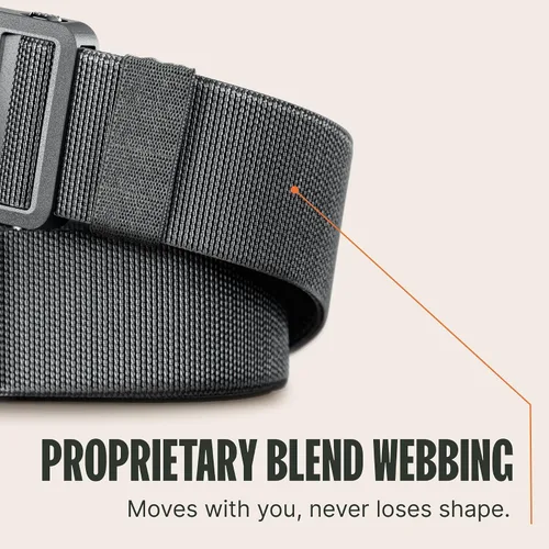 Vista 2 de Groove Life Groove Belt Ultra – Cinturón de golf para hombre, elástico, hebilla magnética, ajustable, cómodo, para golf Abyss Navy