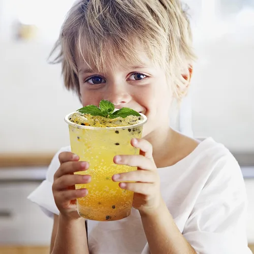 Vista 8 de Juego de 50 vasos de plástico transparente con tapas planas, vasos desechables de café helado de 16 onzas con pajitas y calcomanías, vasos