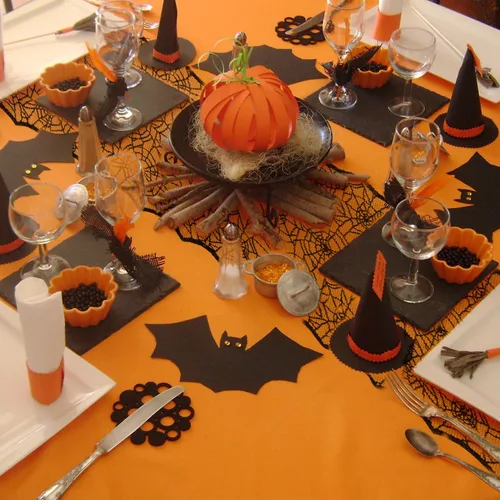 Vista 7 de Camino de mesa de telaraña de encaje negro, 2 piezas, 18 x 72 pulgadas, encaje de poliéster, perfecto para fiestas y reuniones de Halloween