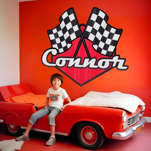 Vista 8 de Decoración de habitación de coches, calcomanía de pared con nombre de bandera de carreras, arte de pared personalizado para niños, bebés y niños