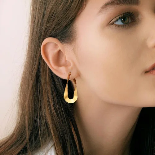 Vista 5 de MengPa Aretes de aro para mujer, chapados en oro negro, aretes de gota, joyería de moda