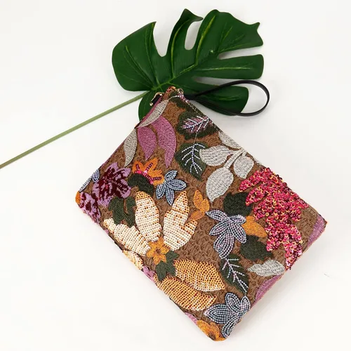 Vista 4 de ER.Roulour Bolso de paja de verano para mujer, bordado floral, bolso de mano de paja tejido para playa, fiesta, boda