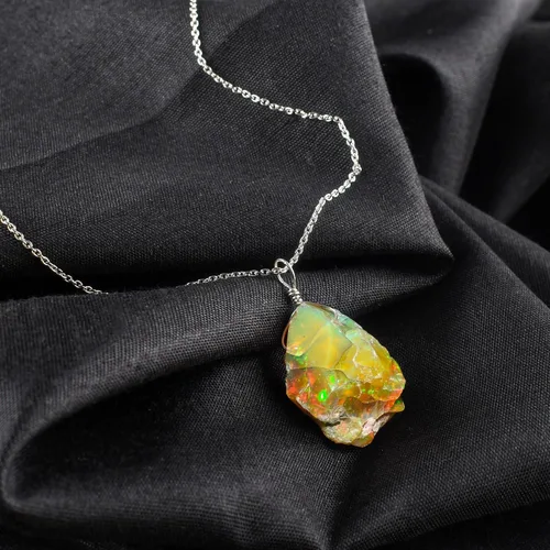 Vista 26 de Collar delicado de plata con piedra áspera de ópalo