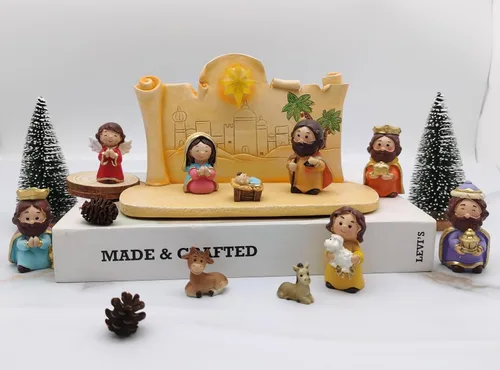 Vista 4 de Decoración Navideña Juego de Natividad en Miniatura, 11 piezas Juego de Figuras Religiosas de Decoración Navideña Incluye Escena del Establo
