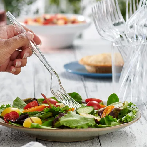 Vista 3 de GUSTO [Paquete de 100] Tenedores de Plástico Transparente Desechables de Servicio Pesado - Cubiertos Básicos para Fiestas, Eventos y Uso Diario