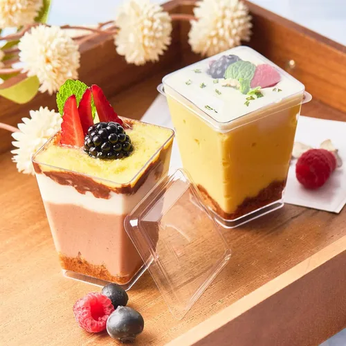 Vista 5 de TOFLEN Paquete de 100 Tazas de Postre de Plástico de 5 oz con Tapas para Fiestas, Mini Tazas de Postre con Cucharas Tazas Shooter de Postre
