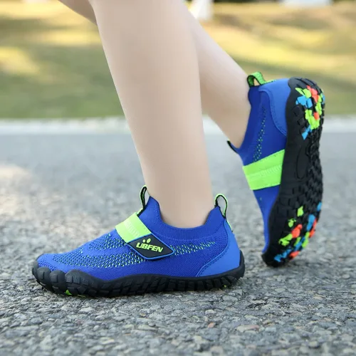 Vista 4 de UBFEN - Zapatos para el agua para niños y niñas, acuáticos y livianos, de secado rápido para ir a la playa, practicar deportes y natación, es como