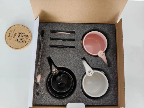 Vista 8 de Juego de Tazas de Gato de 3 Lindas Tazas de Cerámica para Gatos con Tapa, Cuchara y Posavasos Taza de Café para Gatos para Mujeres, Niños, Amantes