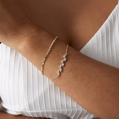 Vista 5 de MIDEEO - Pulseras chapadas en oro para mujer, juego de delgadas pulseras de cadena para combinar, de espiga, trenzada, de circonita cúbica