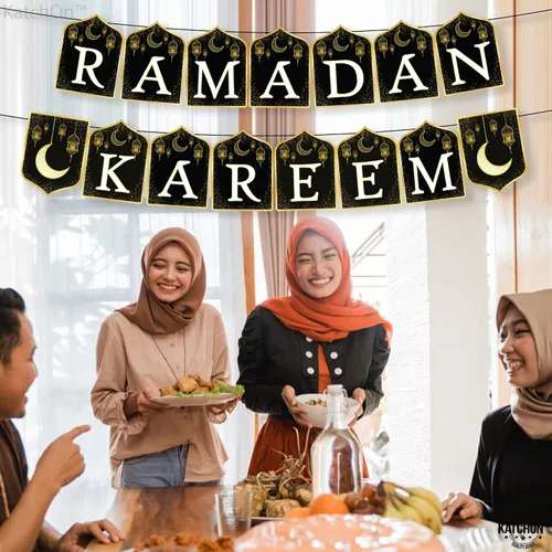 Vista 8 de KatchOn, Ramadan Kareem Banner - 10 pies, negro y dorado, cartulina, rectangular