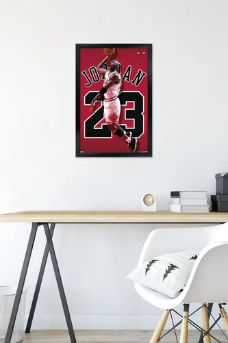 Vista 6 de Trends International Michael Jordan - Póster de pared de jersey, 14.725 x 22.375 pulgadas, versión enmarcada en negro