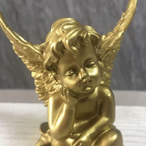 Vista 2 de Artgenius Figura de ángel pequeña de 4 pulgadas, figuras y estatuas de ángel doradas, escultura de ángel decorativa moderna para el hogar, oficina