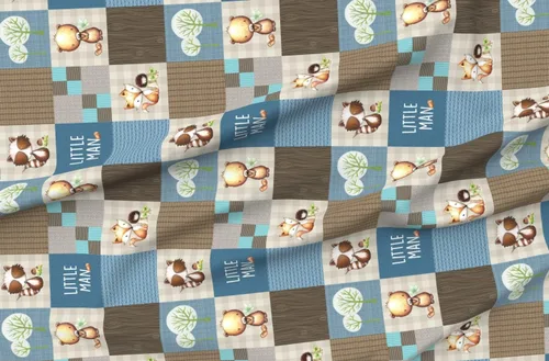 Vista 4 de Spoonflower Tela - Edredón de retazos de hombre pequeño del bosque con diseño de oso mapache y zorro crema azul y marrón impreso en tela de gasa