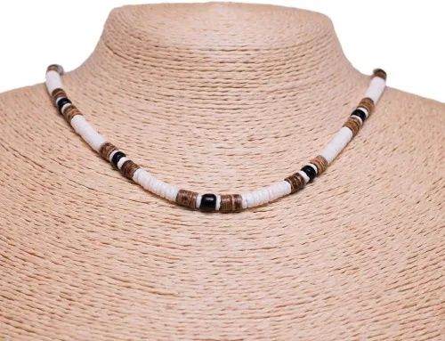 Vista 5 de BlueRica Collar de cuentas de concha de coco y puka (18")