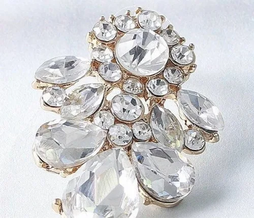 Vista 5 de Pendientes grandes de imitación de diamantes de imitación en tono dorado Art Deco de estilo vintage antiguo para boda nupcial, cristal de diamantes