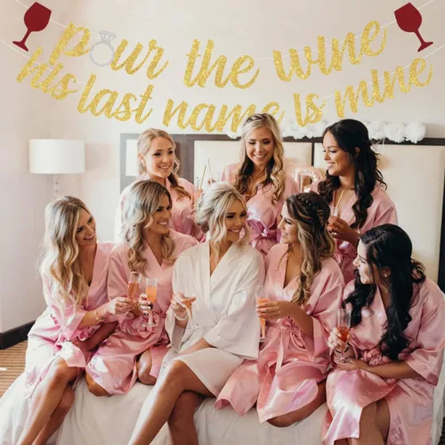 Vista 3 de Sursurprise Decoraciones de despedida de soltera de vino, cartel con texto en inglés «Pour the Wine His Last Name Is Mine» para bodega, despedida