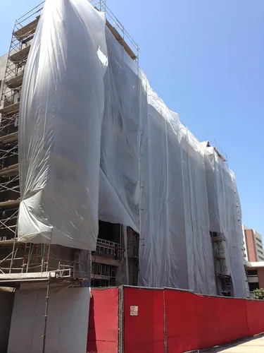 Vista 3 de Norkan - Láminas de polietileno de plástico transparente/translúcido y visqueen (8 x 100 pies, 4 mil)