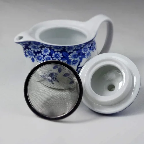 Vista 3 de Tetera 11.8 fl oz Azul y Blanco Flor Porcelana Tetera con Infusor Classic Water Pot (Flores mariposa)