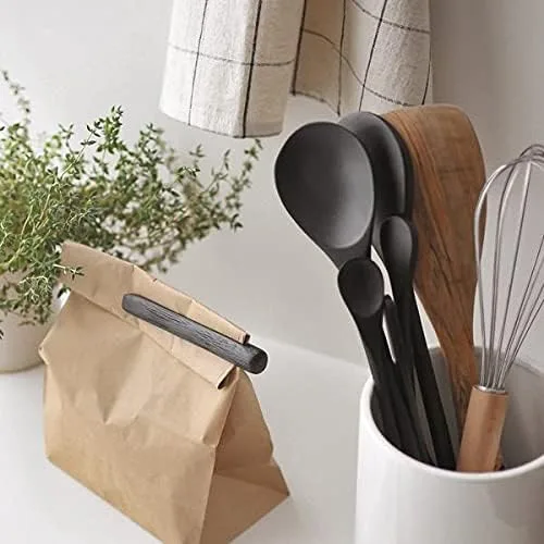 Vista 4 de Rae Dunn x Magenta Noir Ebonized Kitchen Tools (juego de 6 herramientas), 8102