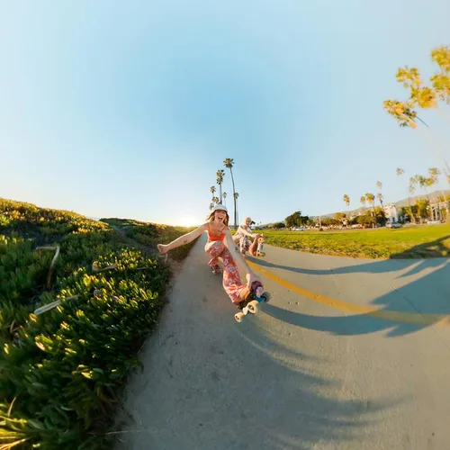 Vista 6 de GoPro MAX - Cámara impermeable 360 + cámara de acción tradicional con pantalla táctil esférica 5.6K30 HD Video 16.6MP 360 fotos 1080p Estabilización