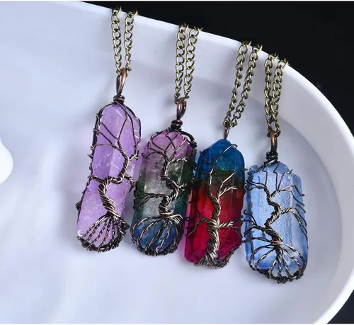 Vista 5 de Abitoncc Collar clásico con colgante de cristal curativo de 7 chakras naturales irregulares con alambre de cobre envuelto en alambre de cobre