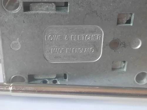 Vista 2 de Lowe & Fletcher - Cerradura de seguridad de 11 palancas 3010 VDS Class2 / con 3 llaves de 6.693 in