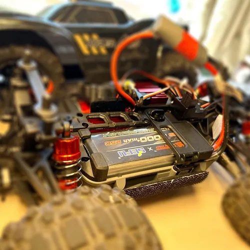 Vista 4 de 1 unids 2S 7.4V 25C 3000mah batería con T enchufe para MJX H16E H16P H16PL H16BM H16DR H16GT 14301 JC16EP M161 RC Control remoto coche actualización