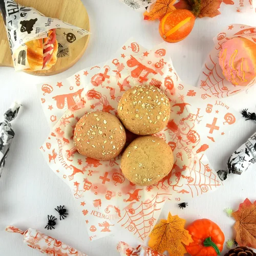 Vista 6 de ASTARON 100 hojas de papel de cera de Halloween para envolver alimentos, envolver dulces, galletas, sándwiches, forro para cesta de comida frita