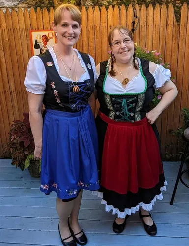 Vista 2 de JASAMBAC - Disfraz de Dirndl alemán para mujer, 3 piezas para Oktoberfest Carnaval