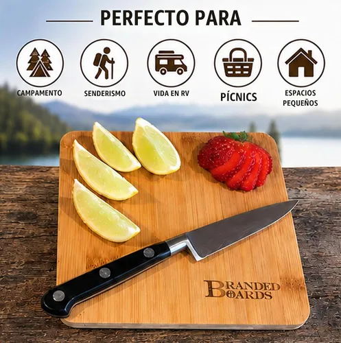 Vista 3 de Tabla de cortar de bambú pequeña y mini de Branded Boards, ideal para apartamentos, vehículos recreativos, barra de casa, tablas de charcutería