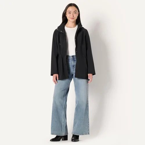 Vista 5 de Amazon Essentials Chaqueta de lluvia larga con capucha para mujer, de ajuste relajado, ligera e impermeable