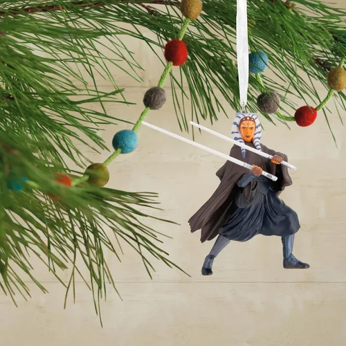 Vista 5 de Hallmark Star Wars: Ahsoka Ahsoka Tano Adorno de Navidad