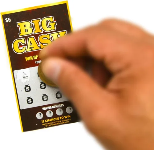 Vista 3 de 10 boletos de lotería falsos y tarjetas para raspar que parecen - Ganar $500K - $200K - Billete de lotería de $100K - Bromas hilarantes e