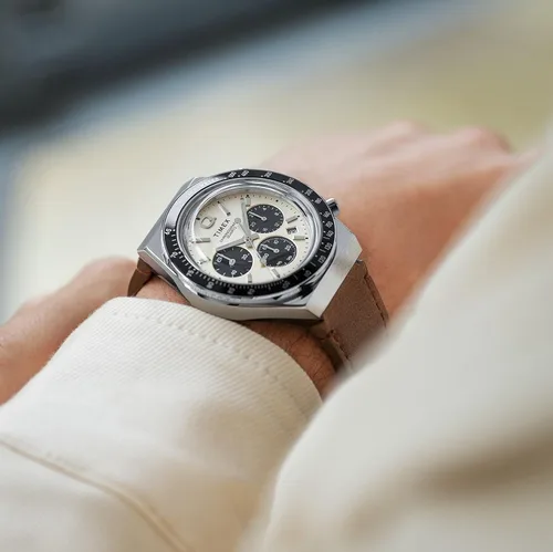 Vista 5 de Timex Reloj Q Chronograph de 1.575 in para hombre