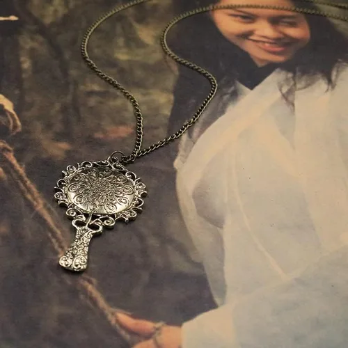 Vista 5 de AY - Collar con colgante de espejo antiguo vintage, cadena larga para mujer, regalo de joyería