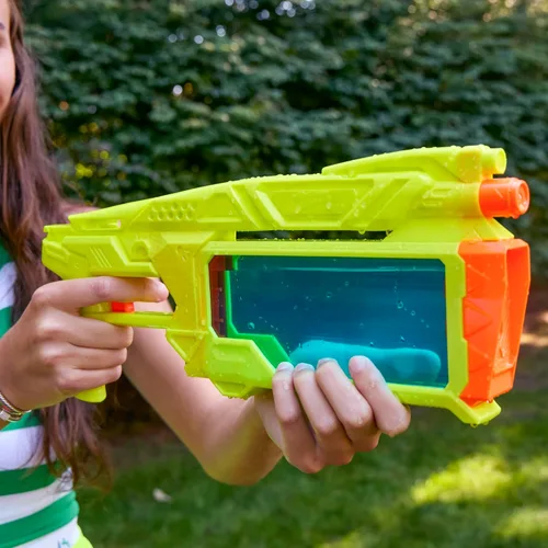 Vista 4 de Nerf Super Soaker Dunk-Fill+ Water Blaster Tanque de llenado instantáneo fácil, simplemente sumerge y vaya Tanque de 12.1 onzas líquidas