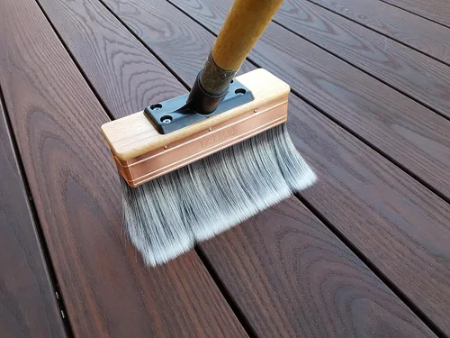 Vista 4 de Perdura Deck Boss - Aplicador de cepillo de manchas de 7 pulgadas - Cepillo de tinción de cubierta clasificado #1 - Funciona en madera, hormigón