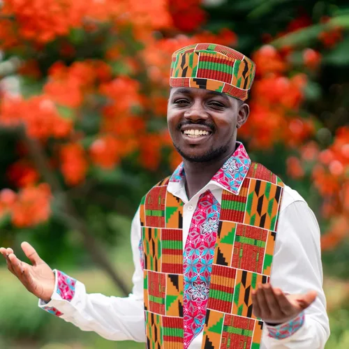 Vista 4 de Sombrero Kufi Kente Kufi con patrón africano Kente Kufi para hombre sombrero y banda con estampado africano Kente para la historia africana negra
